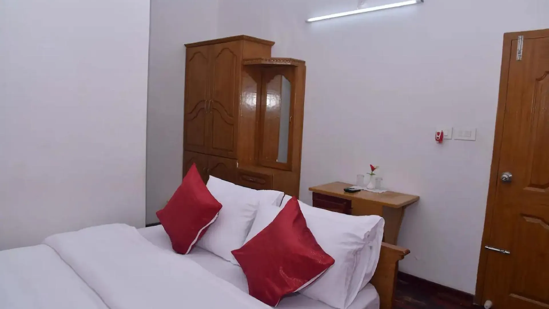 Thistledown Villa Munnar