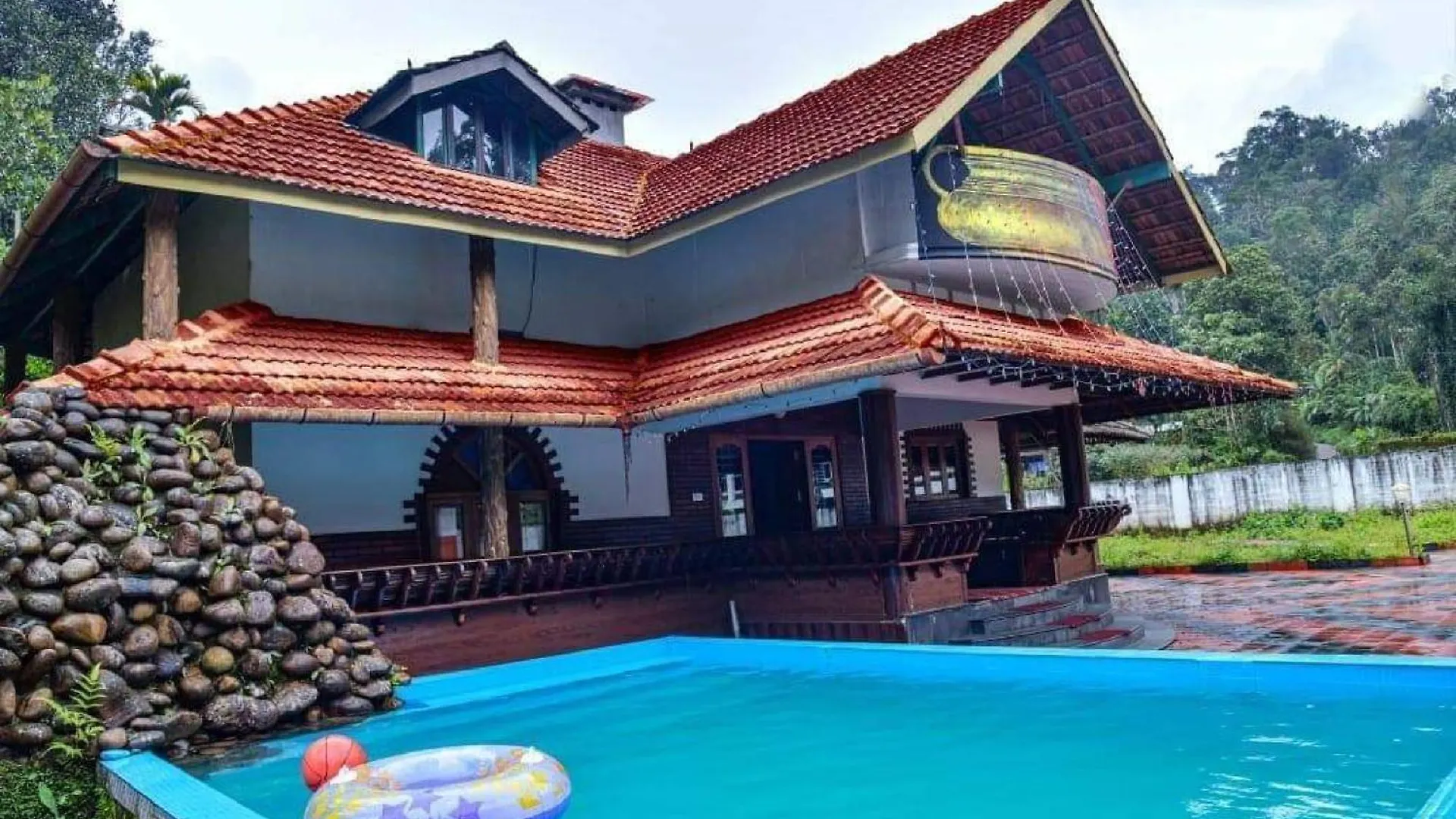 Thistledown Villa Munnar